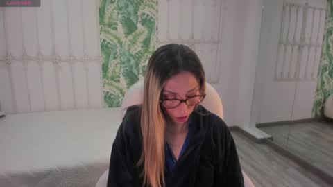 Scarlett online show from 04.19.26