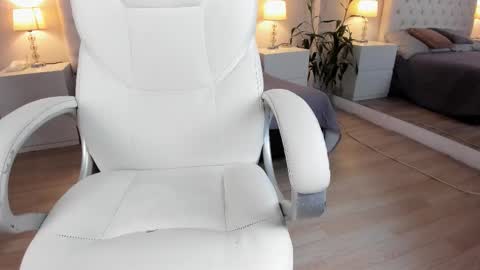 Bunny  online show from 12.15.25