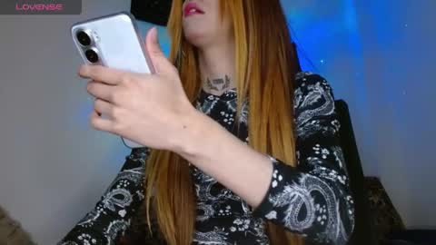 Snapshot of scarlett_crastrawberry chatting on 05.01.26 scarlet online show from 05.01.26