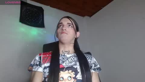 Snapshot of scarlett_crastrawberry chatting on 06.02.26 scarlet online show from 06.02.26