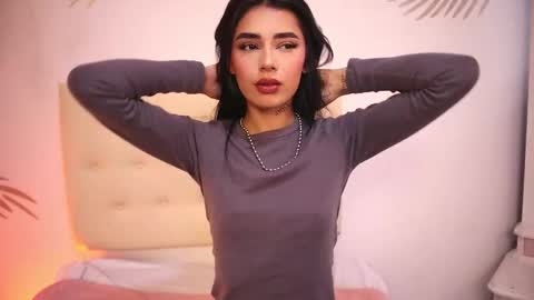 Lauren Scarlett online show from 11.03.25