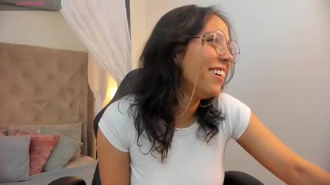 Scarllett online show from 02.05.26