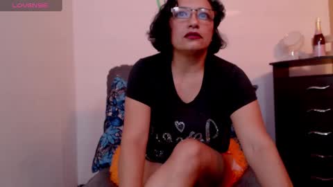Snapshot of scarlett_sax chatting on 02.08.25 Scarlett sax online show from 02.08.25