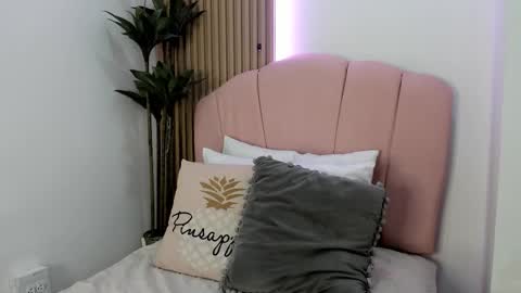 scarlett smith 3 online show from 10.19.25