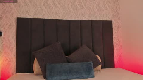 Scarlett online show from 04.15.26