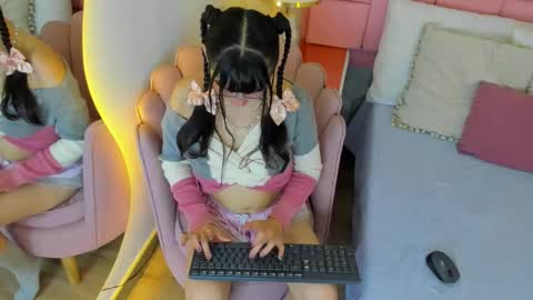 scarlett_vixen7 online show from 11.14.25