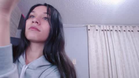 Scarlett Von Rose online show from 10.11.25