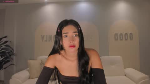 Sacrlett Blaze online show from 02.09.26