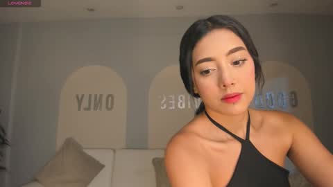 Sacrlett Blaze online show from 02.11.26