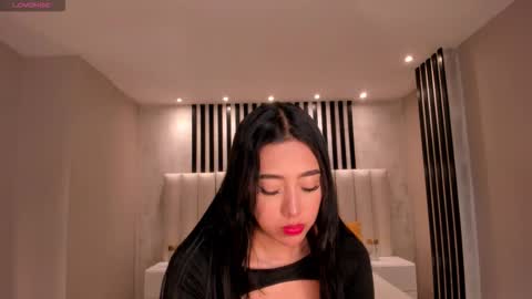 Sacrlett Blaze online show from 03.26.26