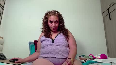 scarlettbooty online show from 11.14.25