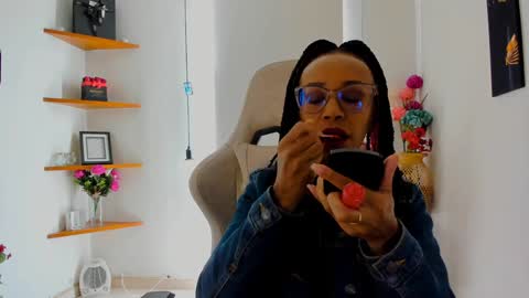 Scarlett online show from 01.12.25