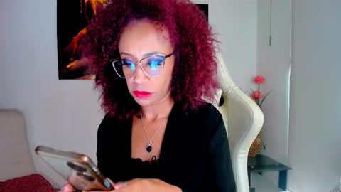 Scarlett online show from 10.15.25