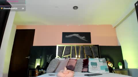 Snapshot of scarlettorres chatting on 12.15.25 scarlettorres online show from 12.15.25