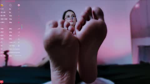 Snapshot of scarlettredsins chatting on 02.18.26 Danna online show from 02.18.26