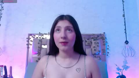 Snapshot of scarlettroxx chatting on 10.04.25 Scarlet online show from 10.04.25