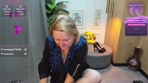 Scarlett online show from 04.04.26