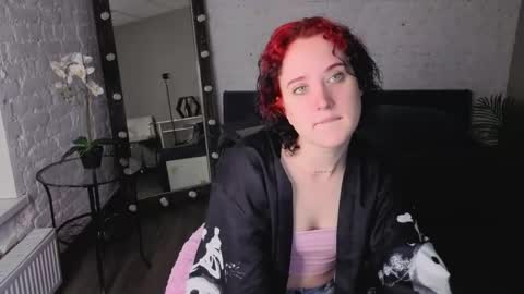 Snapshot of scarlettsparksxx chatting on 06.01.26 Scarlett online show from 06.01.26
