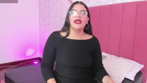 Scarlett Whitmore online show from 11.22.25