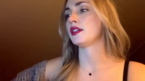 ScarlettxBlonde online show from 04.12.26