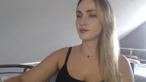Snapshot of scarlettxblonde chatting on 07.01.26 ScarlettxBlonde online show from 07.01.26