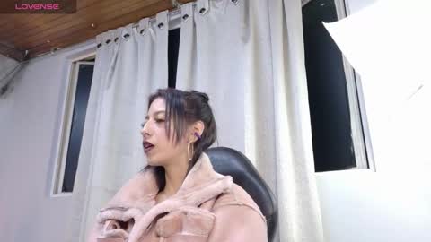 Snapshot of scarllett_bdsm chatting on 10.21.25 Scarllett online show from 10.21.25