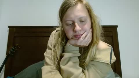 ScarTit Bernhard online show from 03.11.25