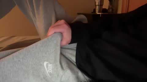 Skinny College Boy online show from 01.19.25