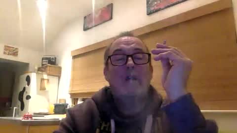 Snapshot of scbiggersballs chatting on 10.07.25 scbiggersballs online show from 10.07.25