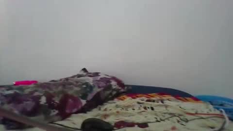 Snapshot of scentedfriction chatting on 10.03.25 scentedfriction online show from 10.03.25