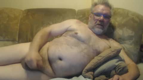 Snapshot of schnapper11 chatting on 02.28.25 schnapper11 online show from 02.28.25