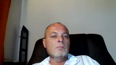 schnibschnab online show from 10.11.25