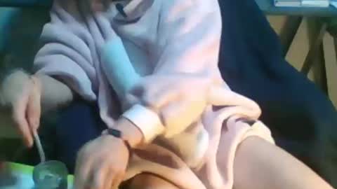 Snapshot of schnico chatting on 10.17.25 schmidti online show from 10.17.25