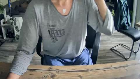 Snapshot of schnuckigeil chatting on 05.07.26 Dildomen online show from 05.07.26