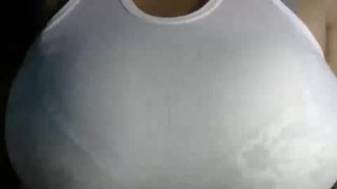 Snapshot of schoco_milf chatting on 10.12.25 mai latina online show from 10.12.25