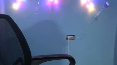 mai latina online show from 02.14.26