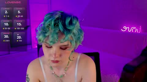 Snapshot of school_love chatting on 02.21.25 Rina online show from 02.21.25