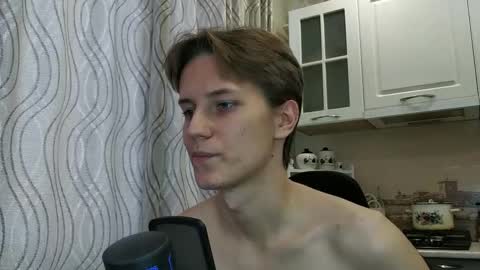 Snapshot of schweppess__ chatting on 12.20.25 Dimka online show from 12.20.25