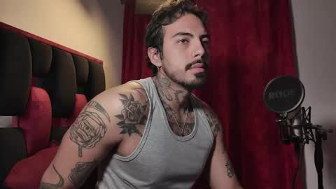 Alejandro help me to reach 200 thumps up online show from 05.26.26