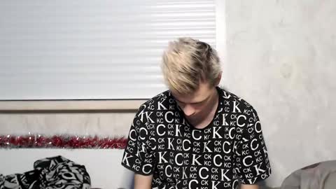 Snapshot of scorpion_250 chatting on 01.08.25 Scorpion 250 online show from 01.08.25