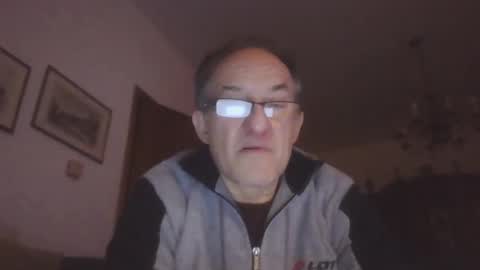 Snapshot of scotchwhieskie chatting on 01.02.25 scotchwhieskie online show from 01.02.25