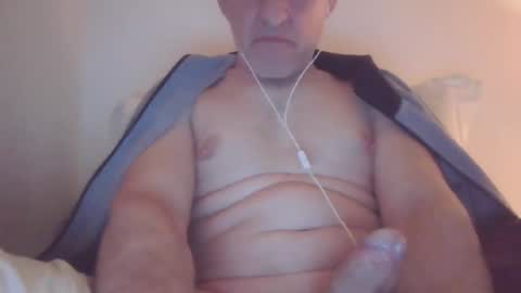 Snapshot of scotchwhieskie chatting on 01.29.25 scotchwhieskie online show from 01.29.25