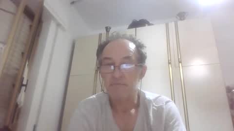 Snapshot of scotchwhieskie chatting on 09.09.25 scotchwhieskie online show from 09.09.25