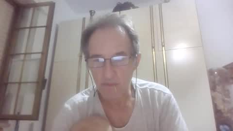 Snapshot of scotchwhieskie chatting on 09.16.25 scotchwhieskie online show from 09.16.25