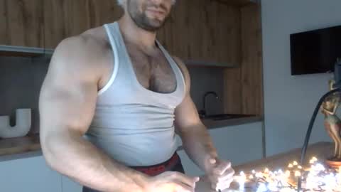 Snapshot of scottbarloow chatting on 12.17.25 scottbarloow online show from 12.17.25