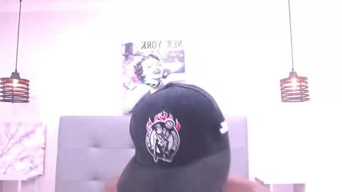 Snapshot of scottdamar chatting on 10.17.25 Damar online show from 10.17.25