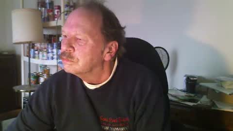 Snapshot of scotthard chatting on 12.01.24 scotthard online show from 12.01.24
