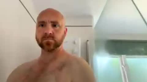 Snapshot of scottric chatting on 07.02.26 SexyDaddy online show from 07.02.26