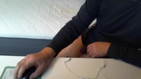 scottyen12 online show from 11.14.25