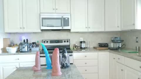 Scout has fun online show from 04.23.26